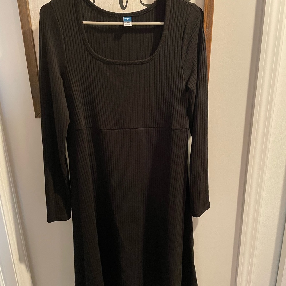 Old navy maternity dress empire waist black medium